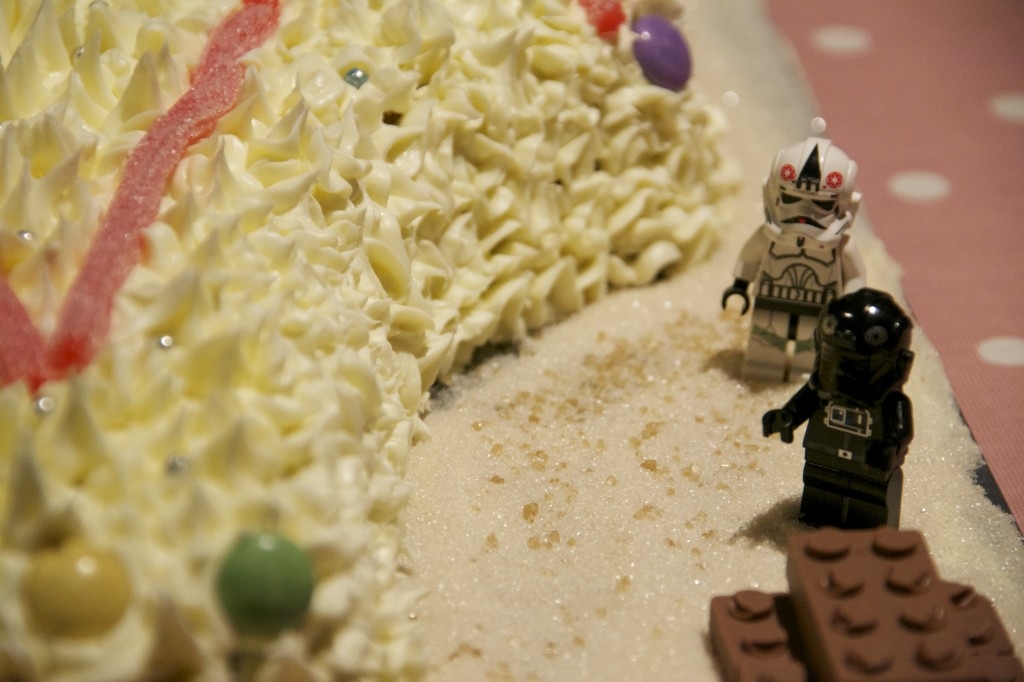 Lego Star Wars Cake