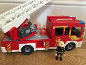 Playmobil light and sound fire engine