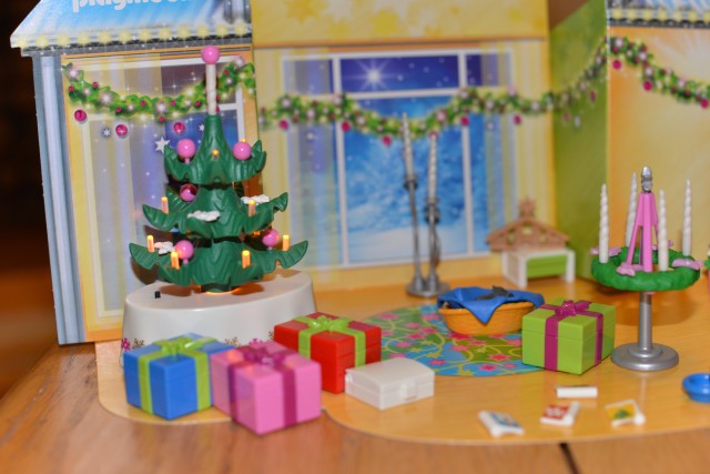 playmobil christmas tree