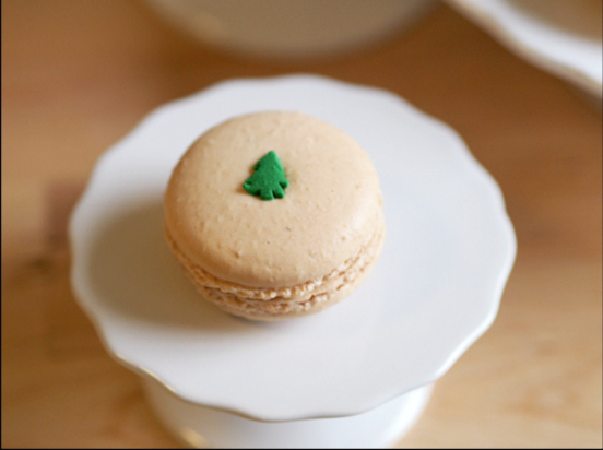 Christmas macaroons