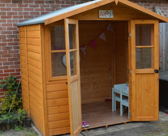 kids summerhouse