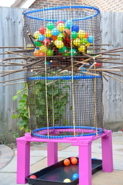 Giant Kerplunk