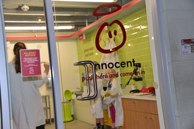 innocent smoothie KidZania