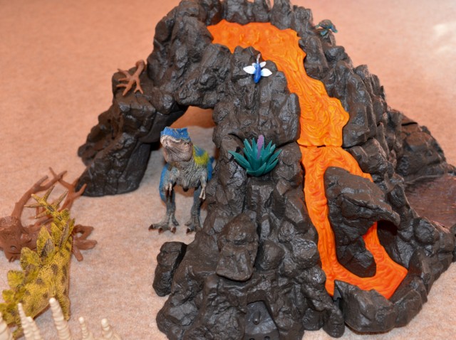 Schleich Giant Volcano Set