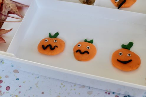 Play dough pumpkins