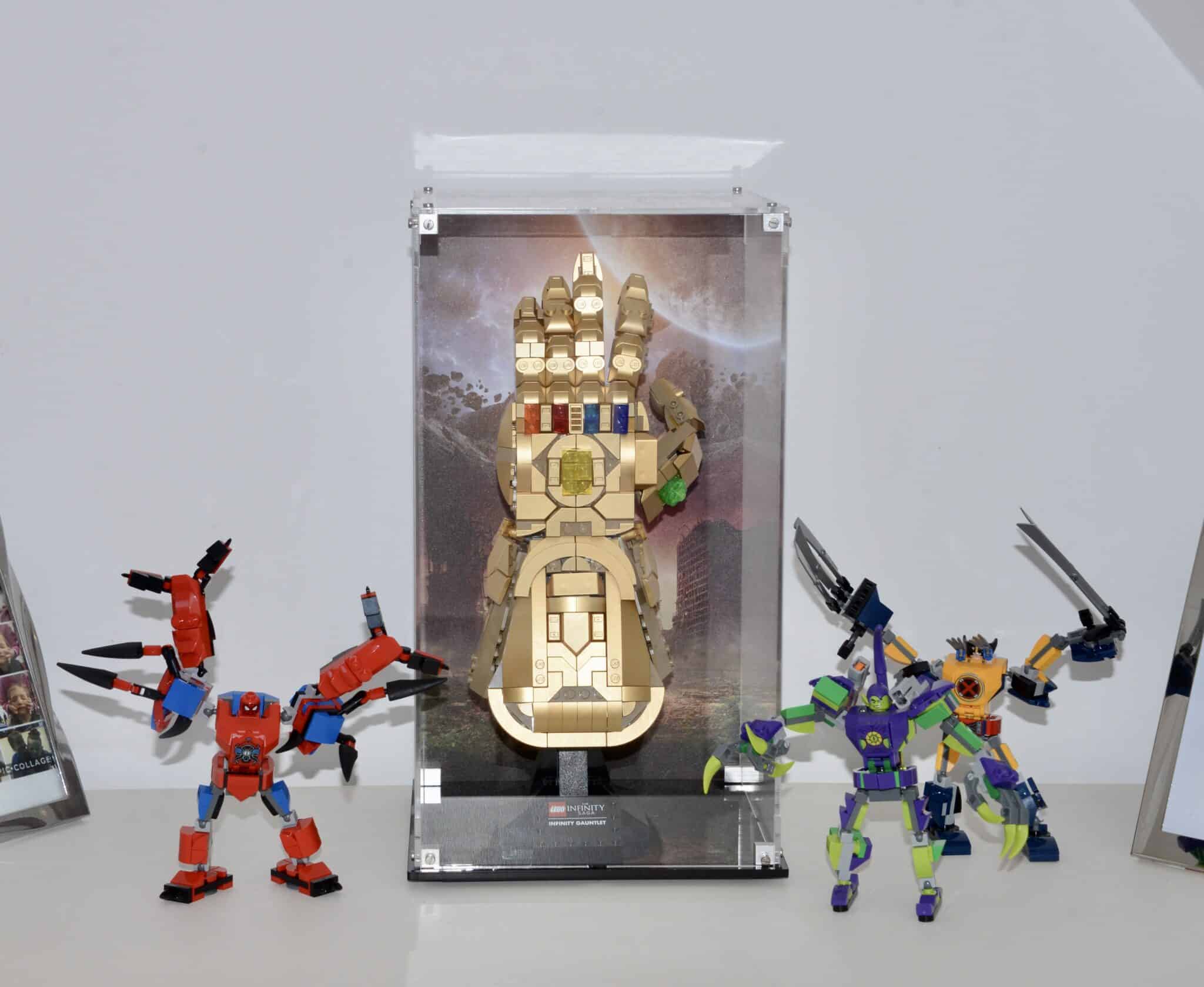 LEGOinfinitygauntletdisplaycase2