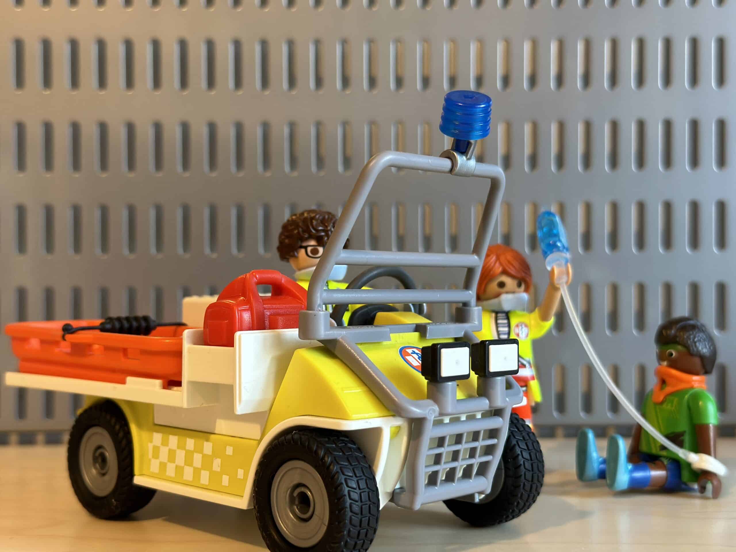 Holiday Gift: Lego, Playmobil Ambulance Sets Contain Cyclist