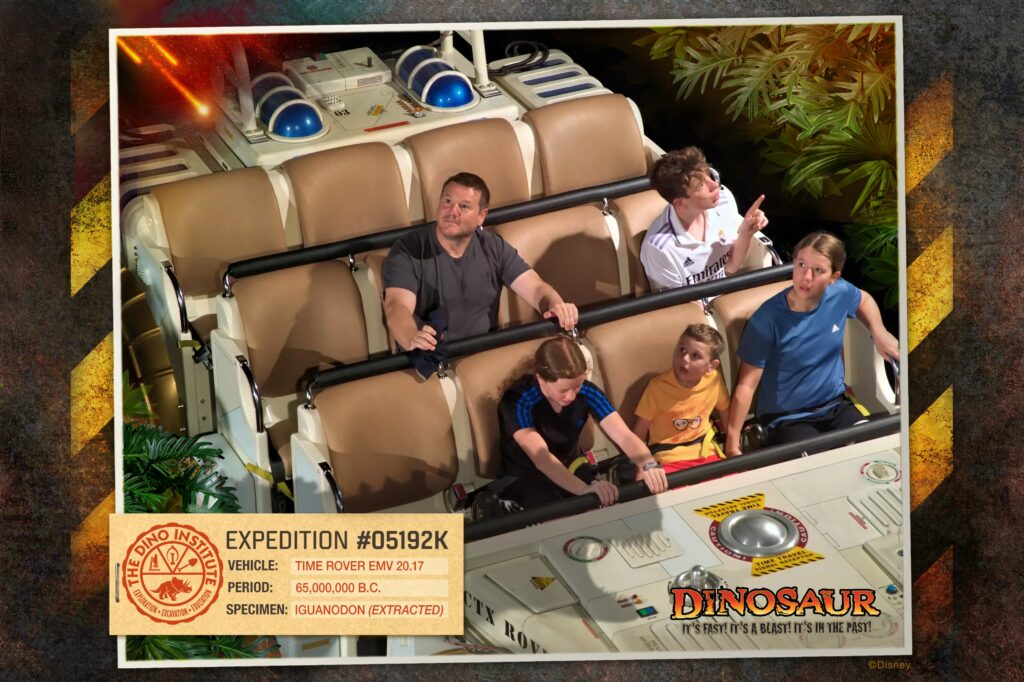 Disneys dinosaur ride